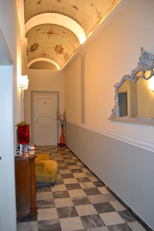 Pantaneto - Palazzo Bulgarini Alojamento de Acomodação e Pequeno-almoço 2*