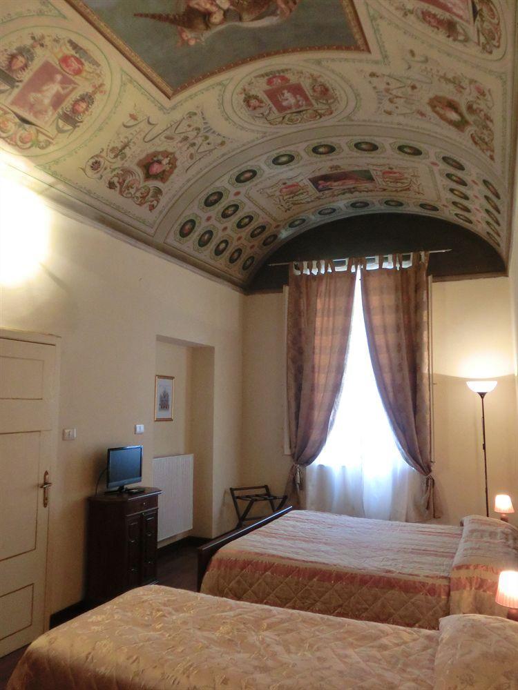 Pantaneto - Palazzo Bulgarini 2* Siena