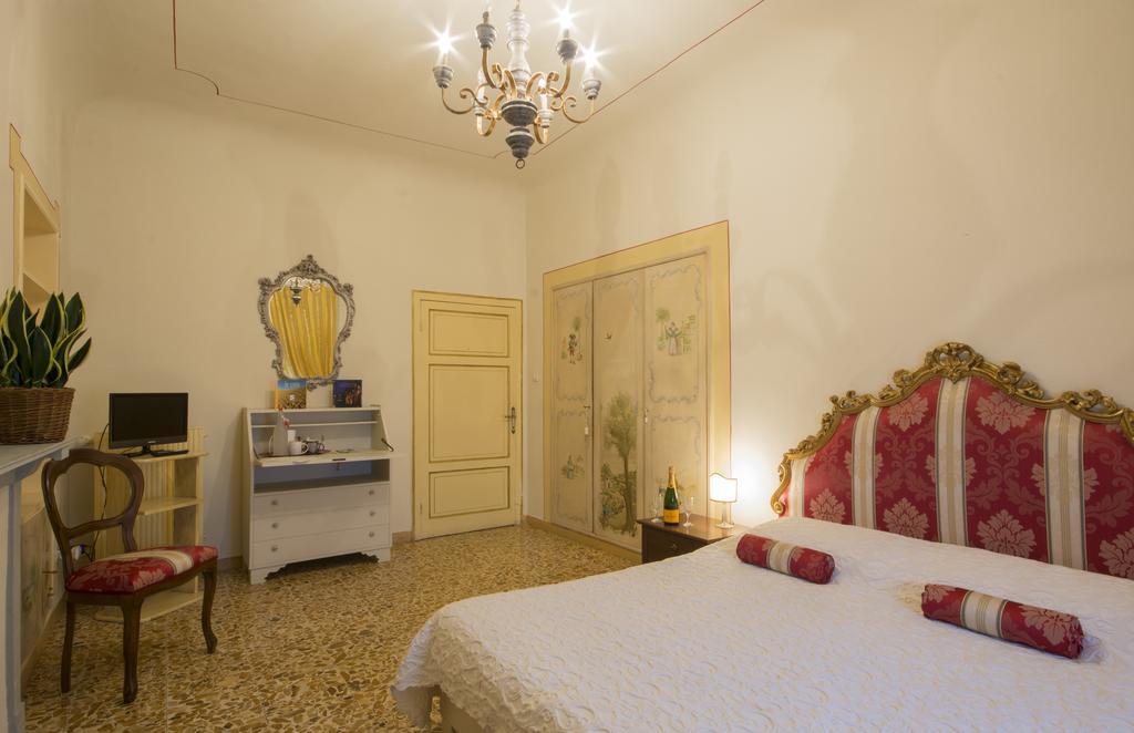 Alojamento de Acomodação e Pequeno-almoço Pantaneto - Palazzo Bulgarini