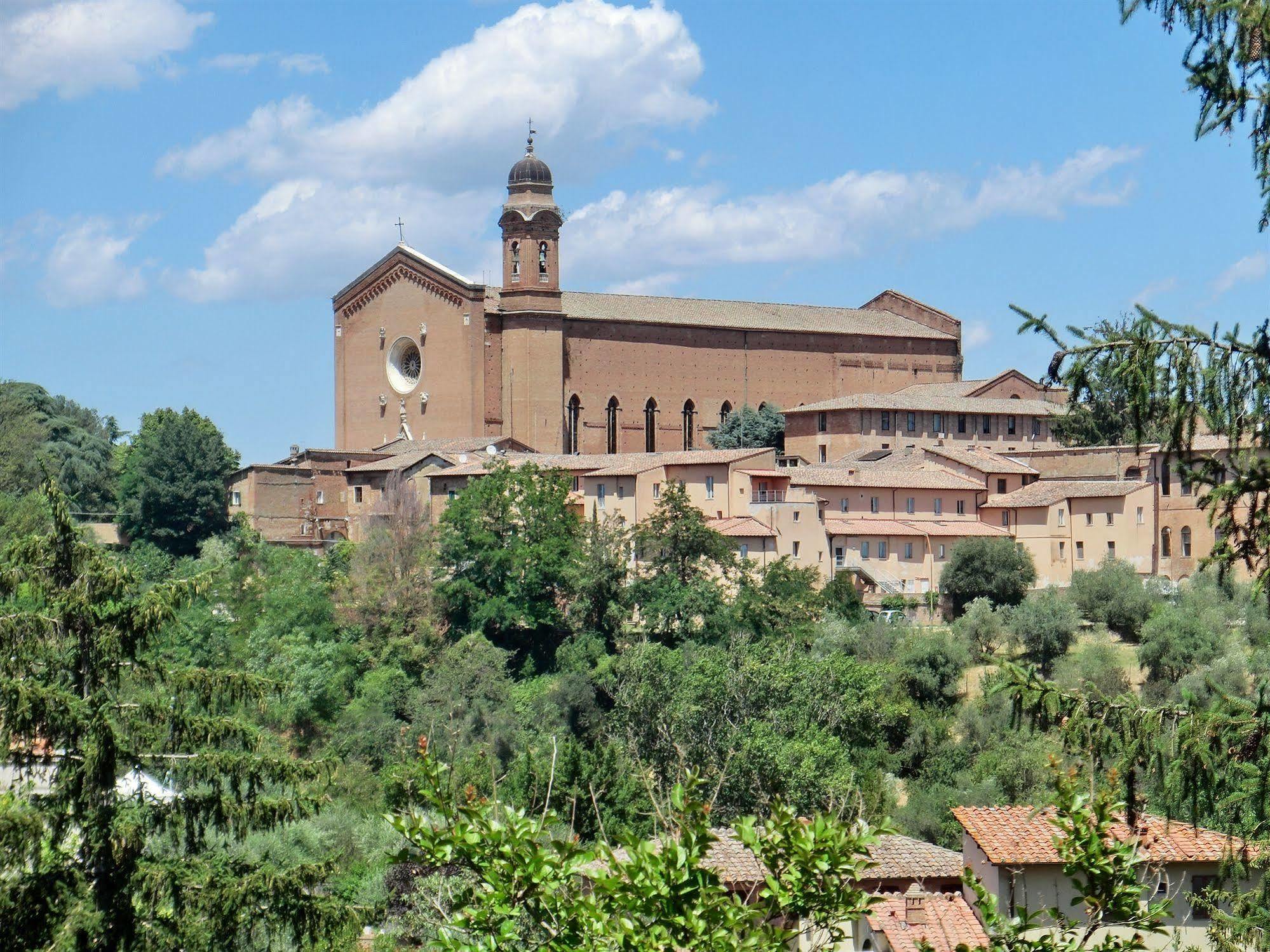 Pantaneto - Palazzo Bulgarini Alojamento de Acomodação e Pequeno-almoço 2*