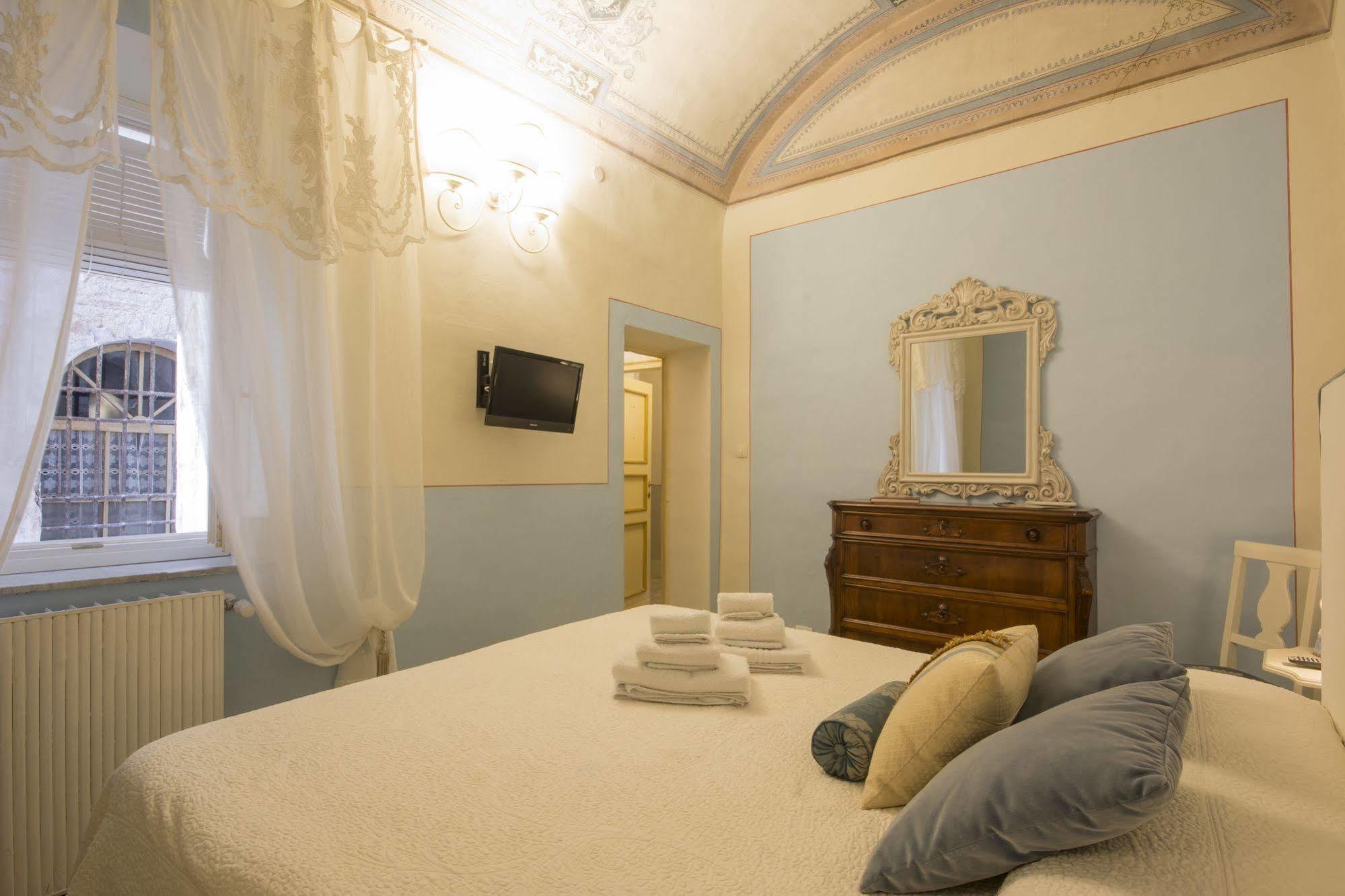 Alojamento de Acomodação e Pequeno-almoço Pantaneto - Palazzo Bulgarini Siena