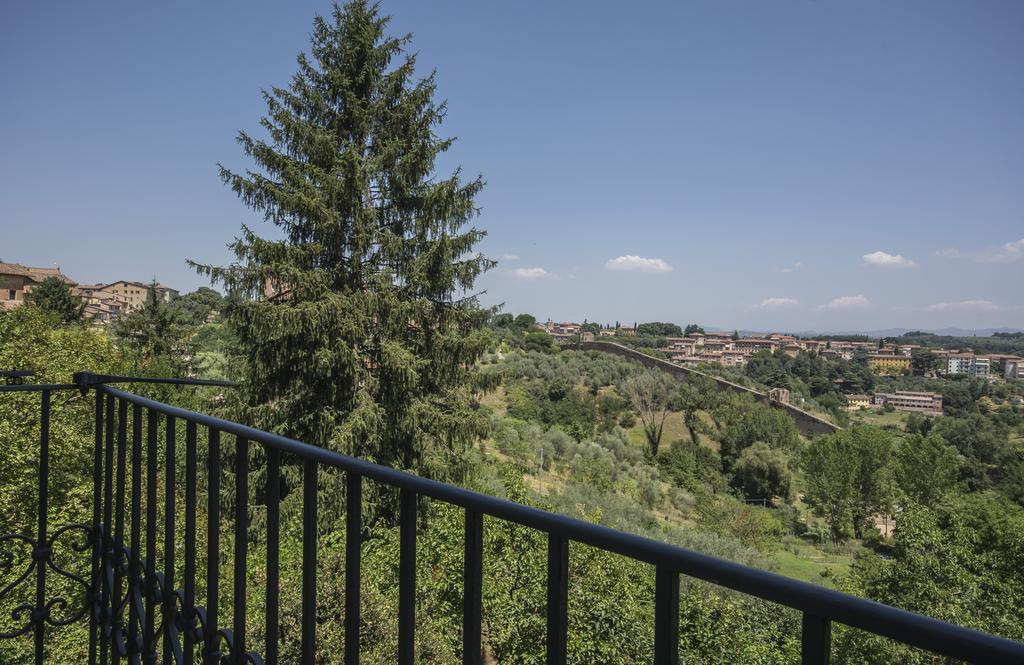 Pantaneto - Palazzo Bulgarini Bed & Breakfast 2*
