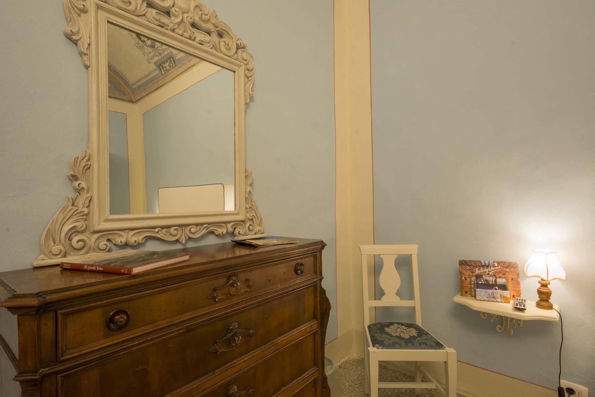 Bed & Breakfast Pantaneto - Palazzo Bulgarini Siena