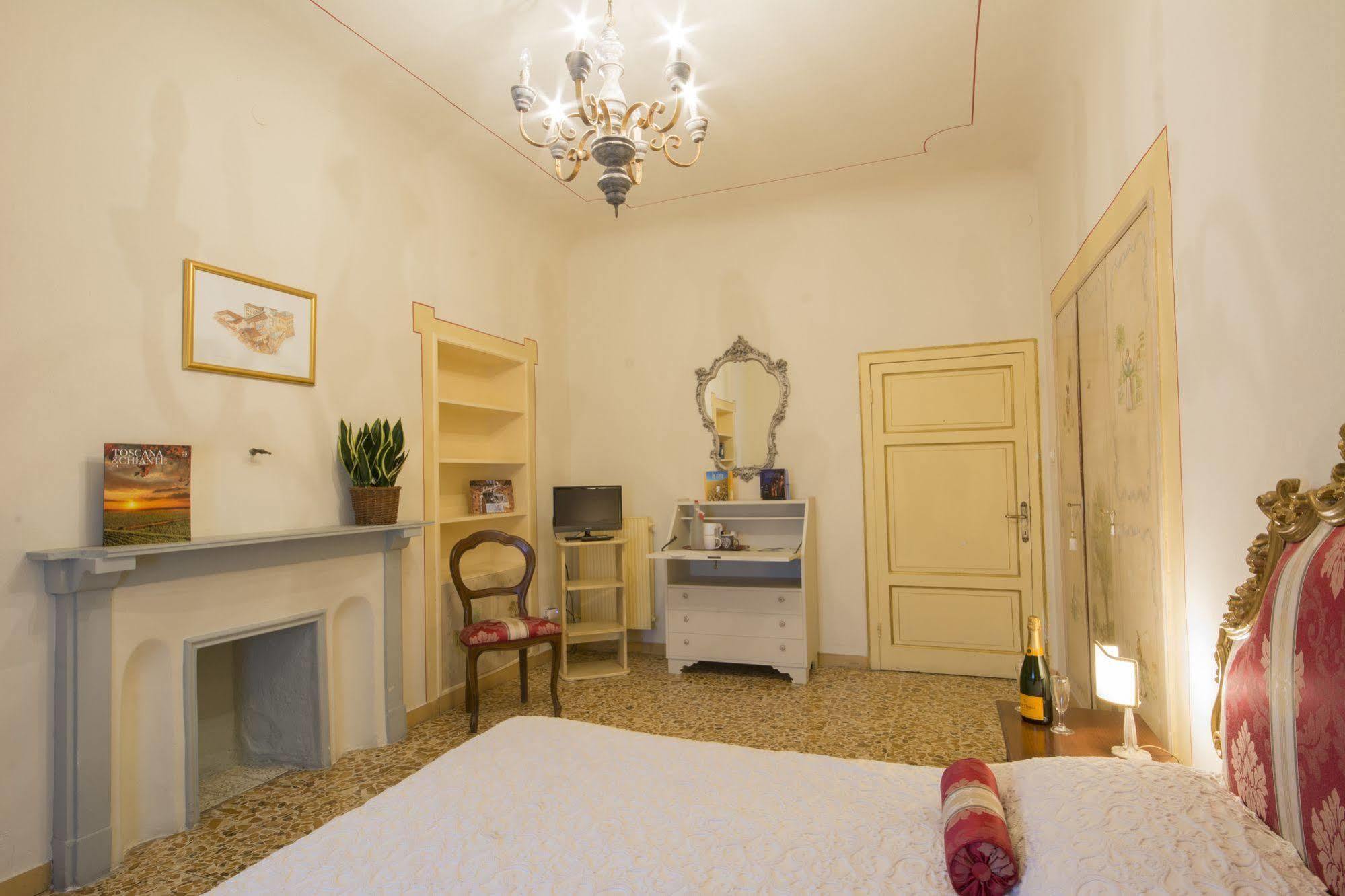 Bed & Breakfast Pantaneto - Palazzo Bulgarini Siena
